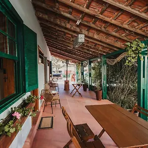  Pensión La Brume Casa